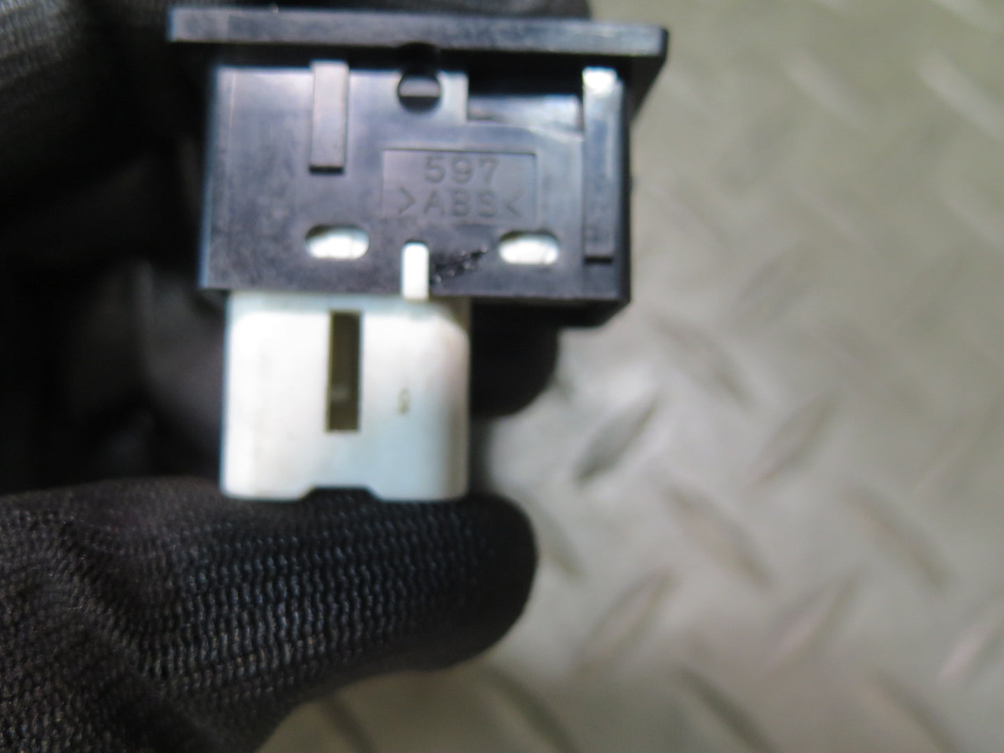 98-00 Lexus UZZ30L SC400 SC300 Traction Control Switch Button OEM