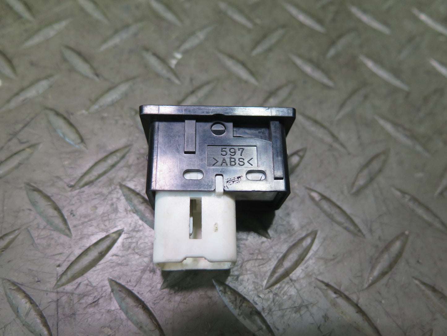 98-00 Lexus UZZ30L SC400 SC300 Traction Control Switch Button OEM