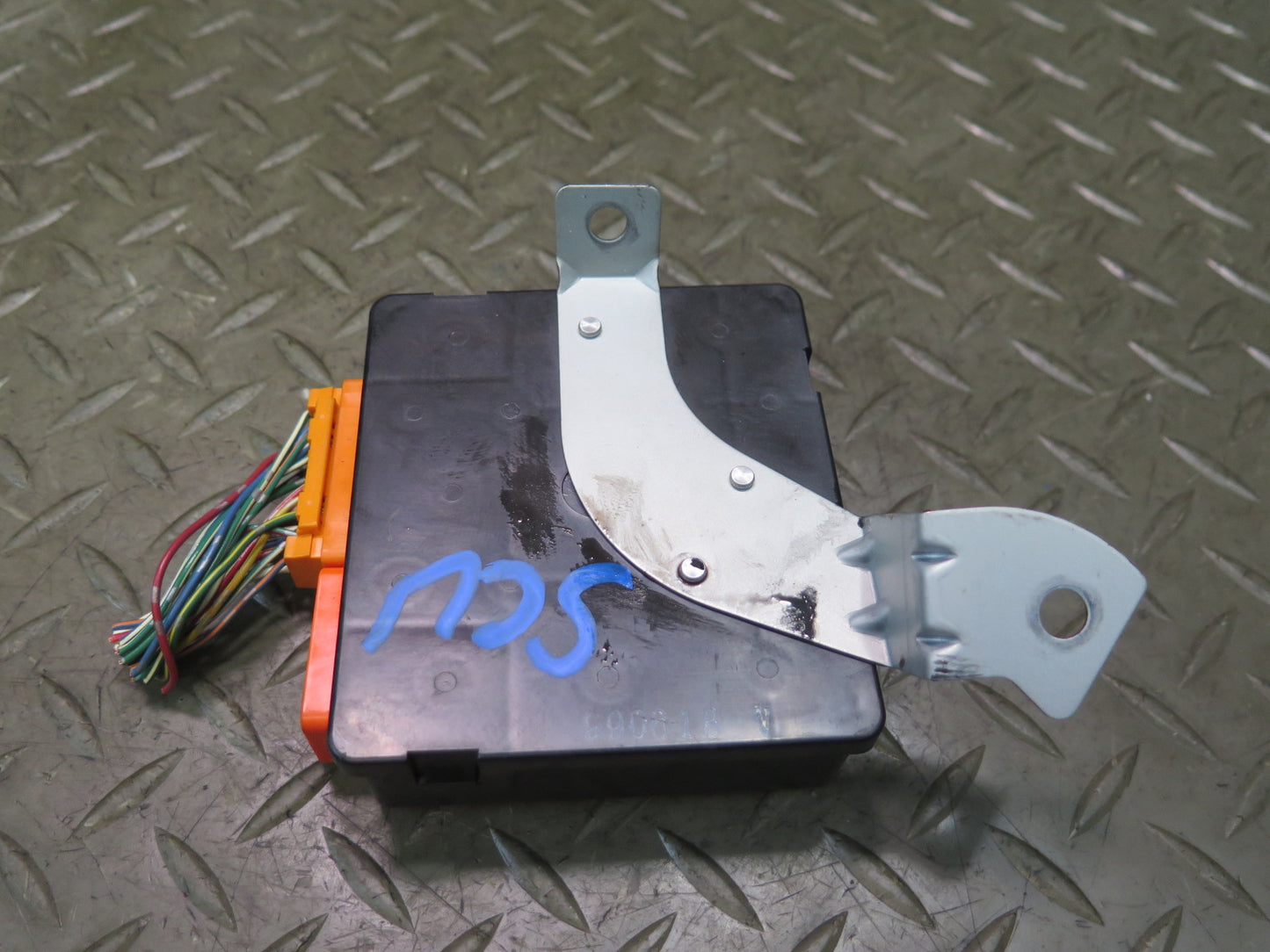 98-00 Lexus JZZ31L SC400 SC300 Anti Theft Warning Locking Control Module OEM