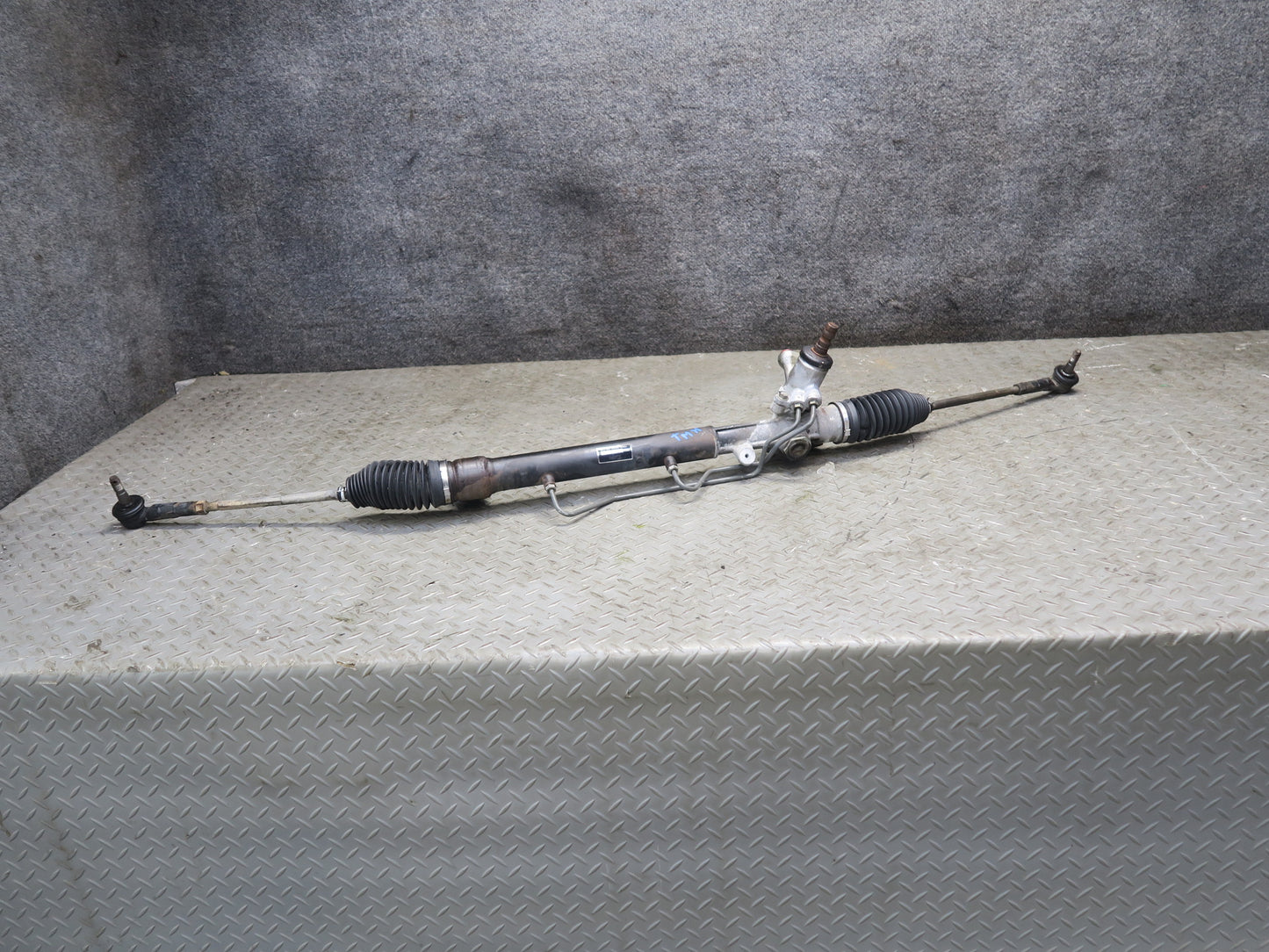 00-05 Toyota MR2 Spyder ZZW30L Power Steering Rack & Pinion OEM