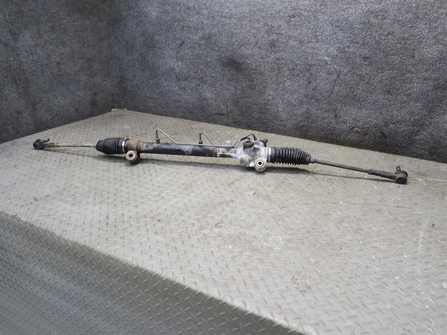 00-05 Toyota MR2 Spyder ZZW30L Power Steering Rack & Pinion OEM