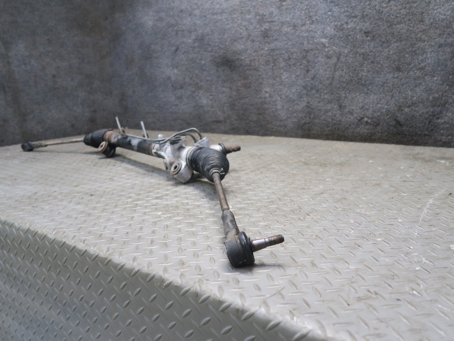 00-05 Toyota MR2 Spyder ZZW30L Power Steering Rack & Pinion OEM