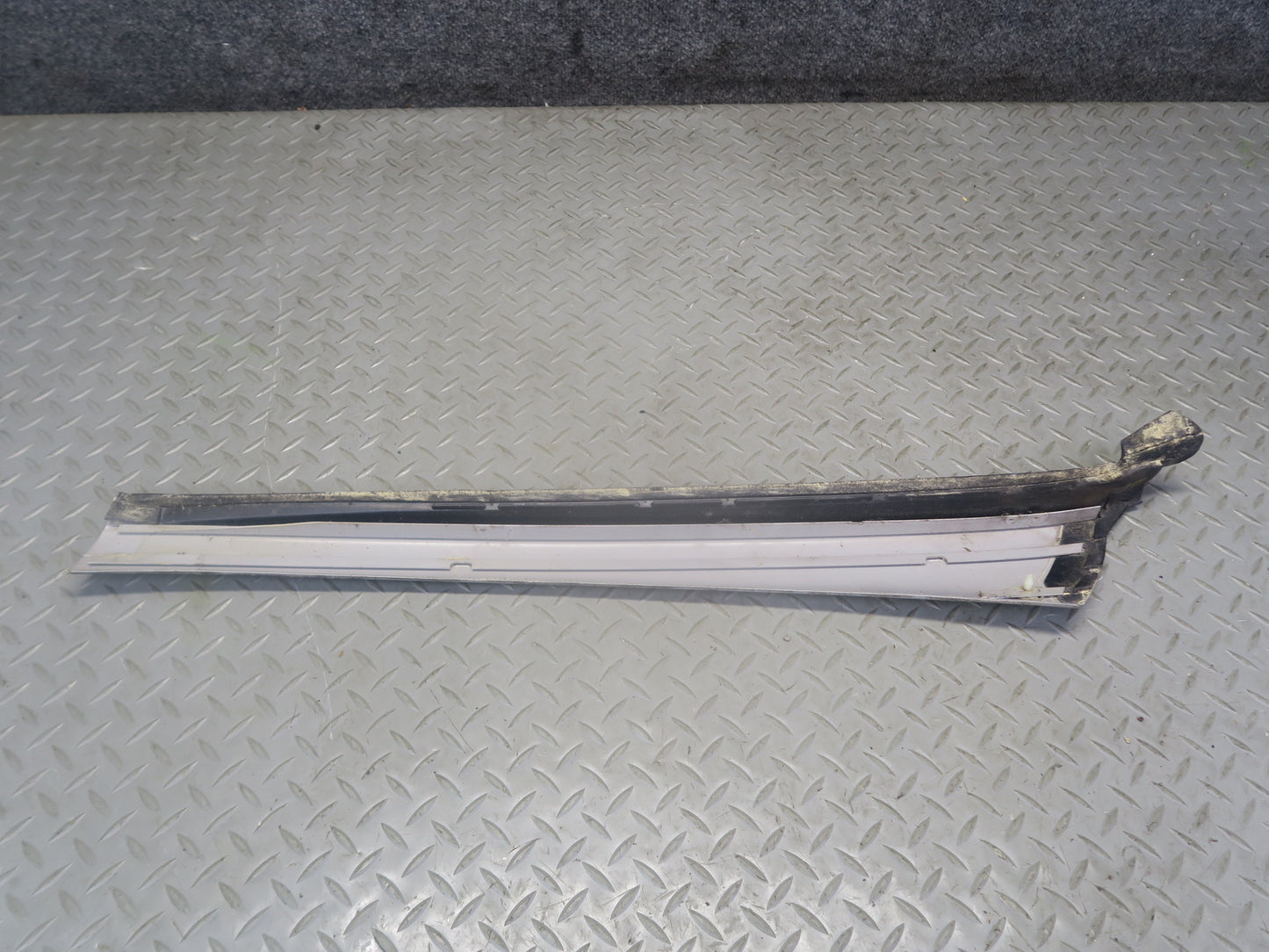 96-02 Mercedes R129 Sl-class Set of 2 Front Exterior Trim Cover Panel OEM