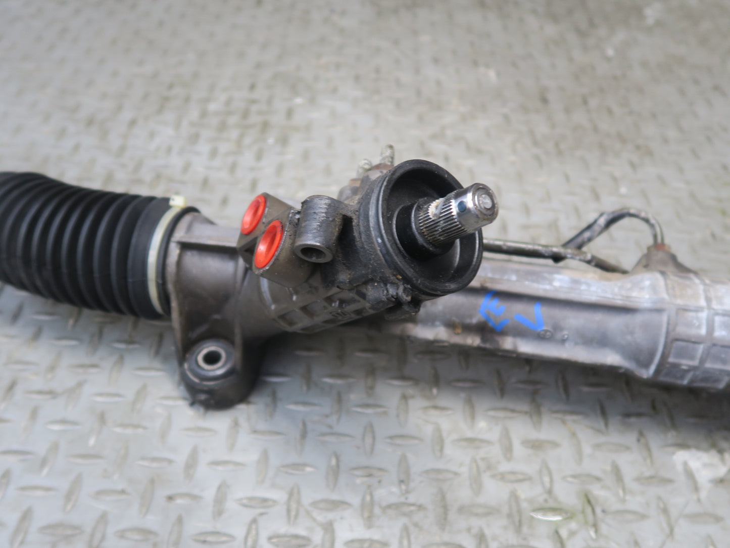 99-00 VW Eurovan T4 Power Steering Rack & Pinion 91K Miles 701422055M OEM
