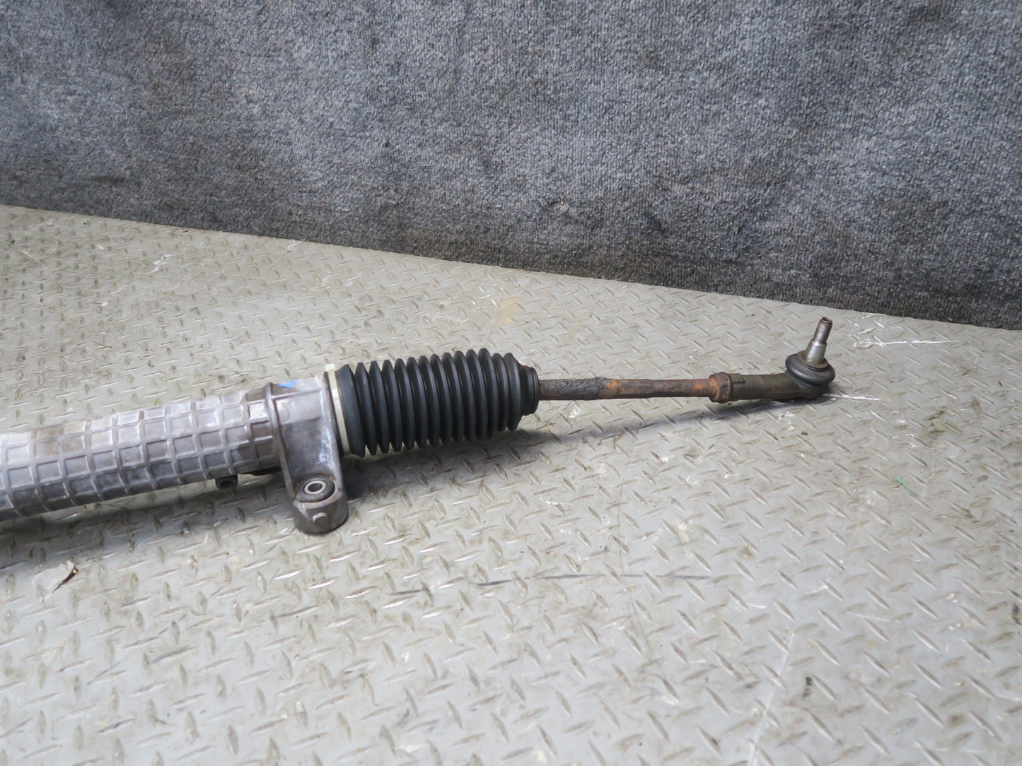 99-00 VW Eurovan T4 Power Steering Rack & Pinion 91K Miles 701422055M OEM