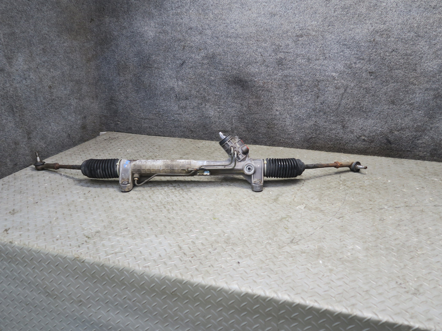 99-00 VW Eurovan T4 Power Steering Rack & Pinion 91K Miles 701422055M OEM