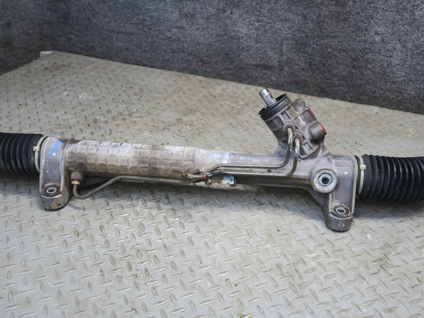 99-00 VW Eurovan T4 Power Steering Rack & Pinion 91K Miles 701422055M OEM