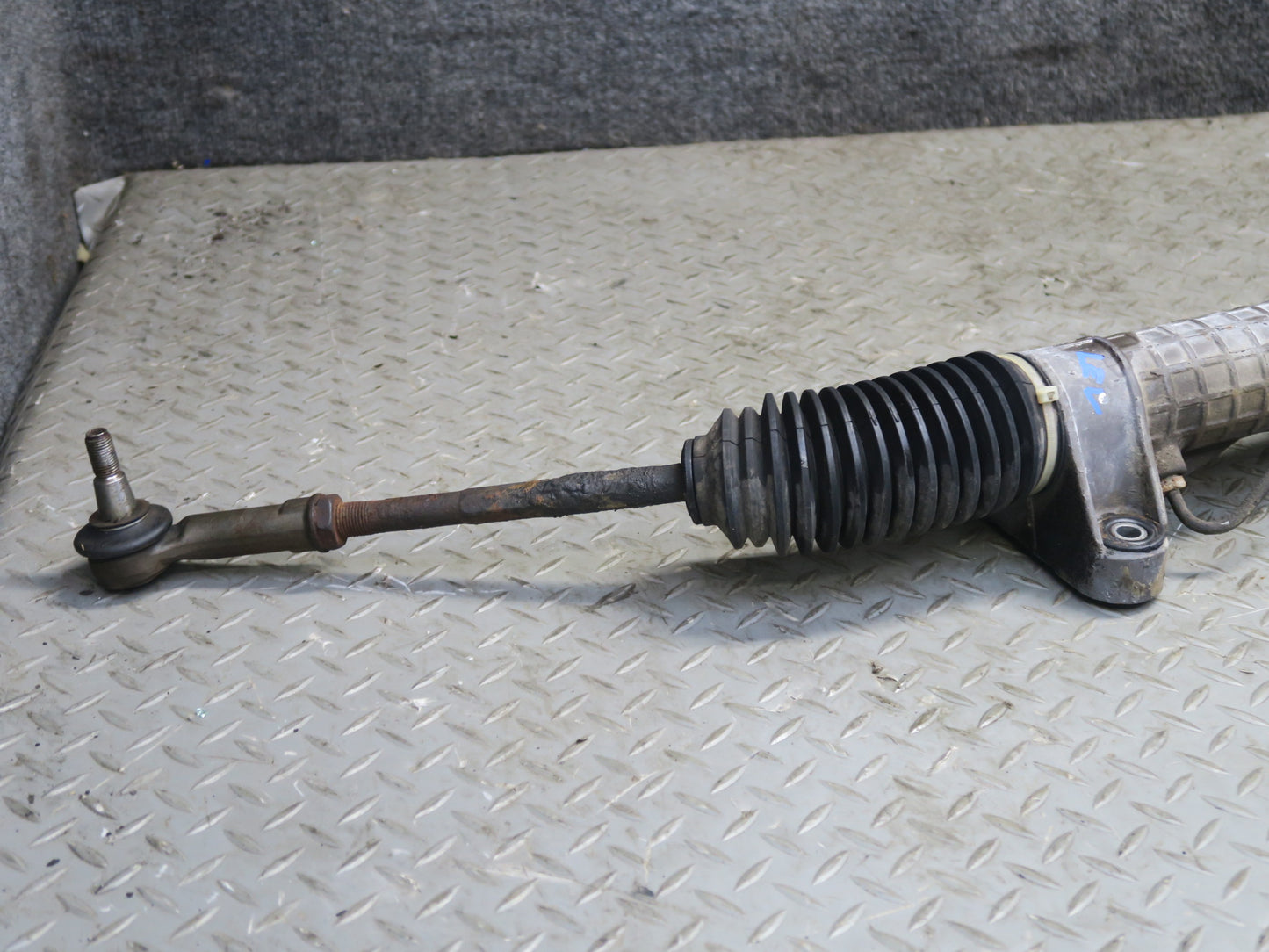 99-00 VW Eurovan T4 Power Steering Rack & Pinion 91K Miles 701422055M OEM