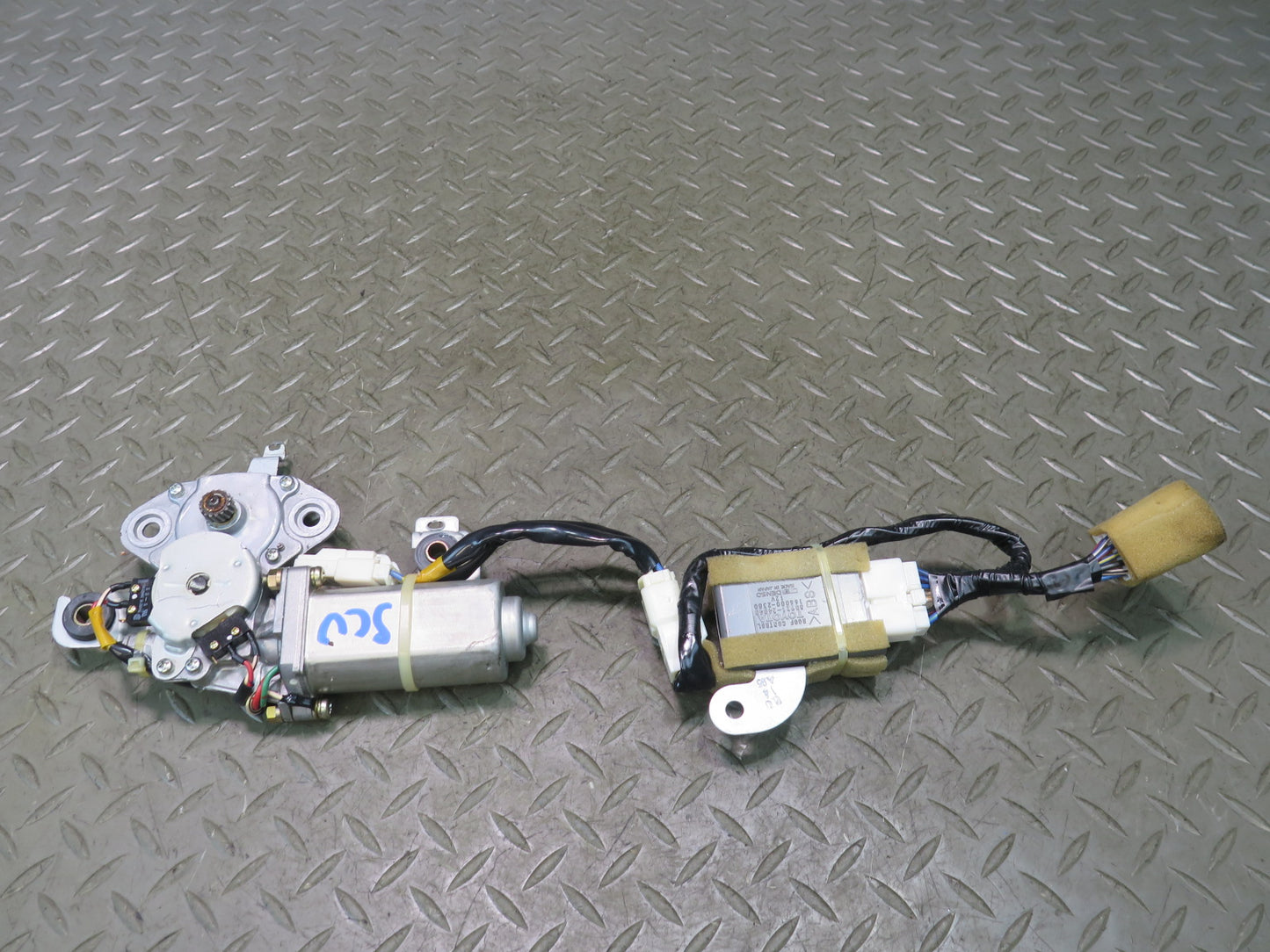 96-00 Lexus JZZ31L SC400 SC300 Sunroof Motor Drive Unit w Relay OEM