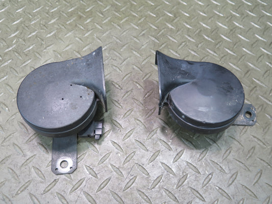 92-00 Lexus UZZ30L SC300 SC400 Set of 2 High & Low Tone Note Horn Signal OEM