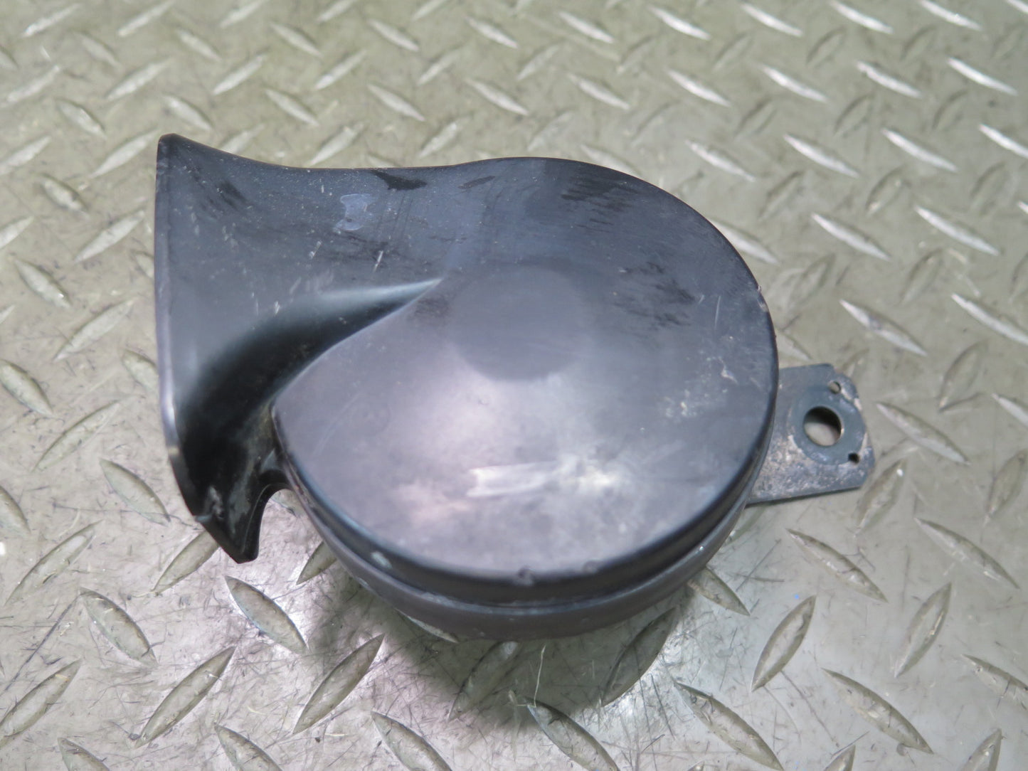 92-00 Lexus UZZ30L SC300 SC400 Set of 2 High & Low Tone Note Horn Signal OEM