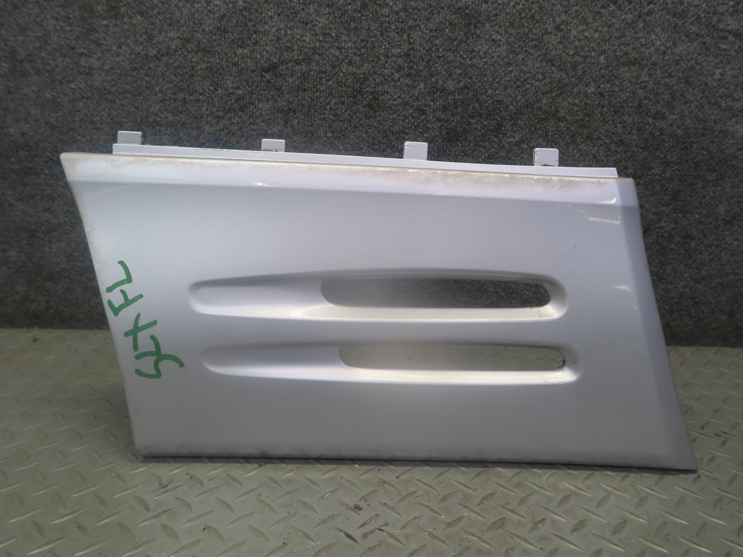 94-02 Mercedes R129 SL Front Left Fender Trim Molding Panel 1296901740 OEM