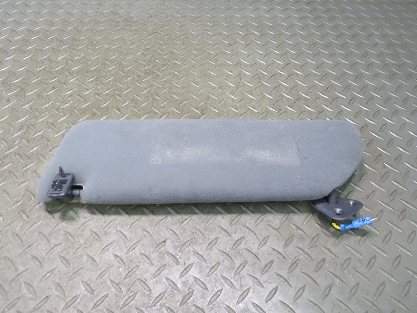 98-00 Lexus UZZ30L SC300 SC400 Set of 2 Front Left Right Sun Visor Gray OEM