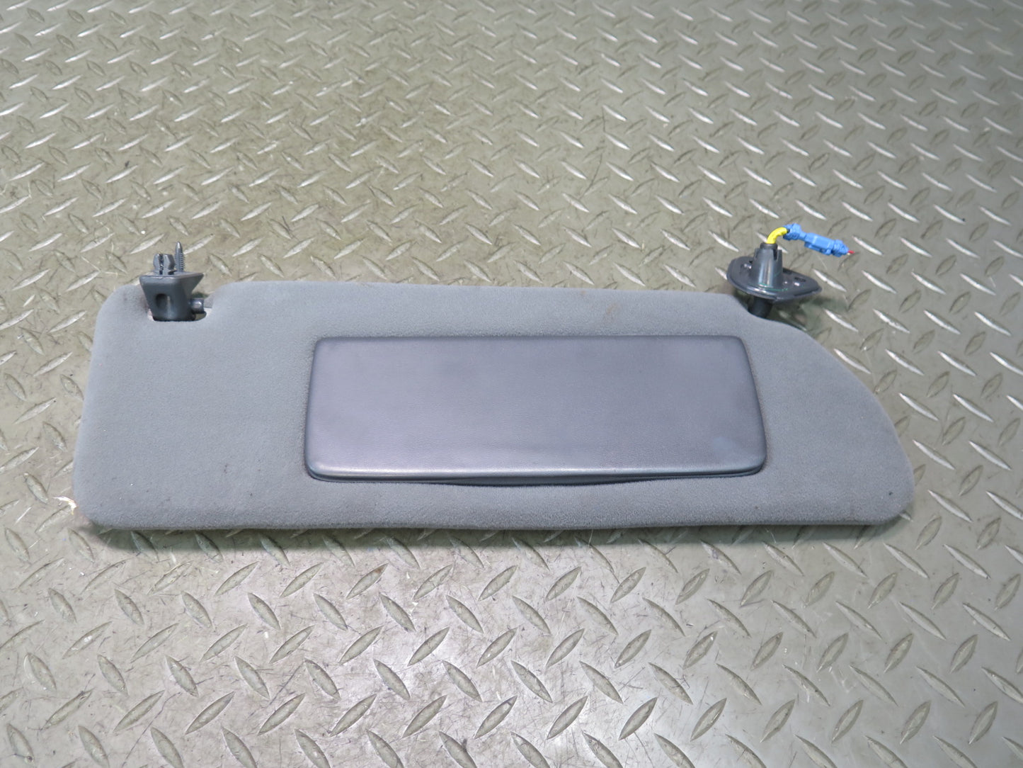 98-00 Lexus UZZ30L SC300 SC400 Set of 2 Front Left Right Sun Visor Gray OEM
