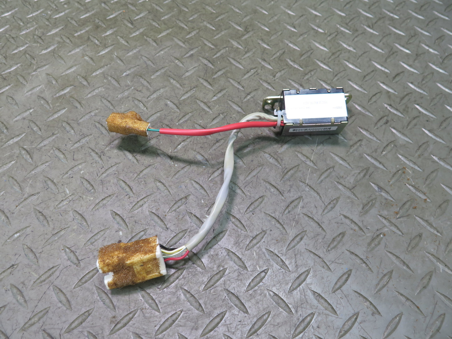 98-00 Lexus UZZ30L SC400 SC300 Transponder KEY Amplifier OEM
