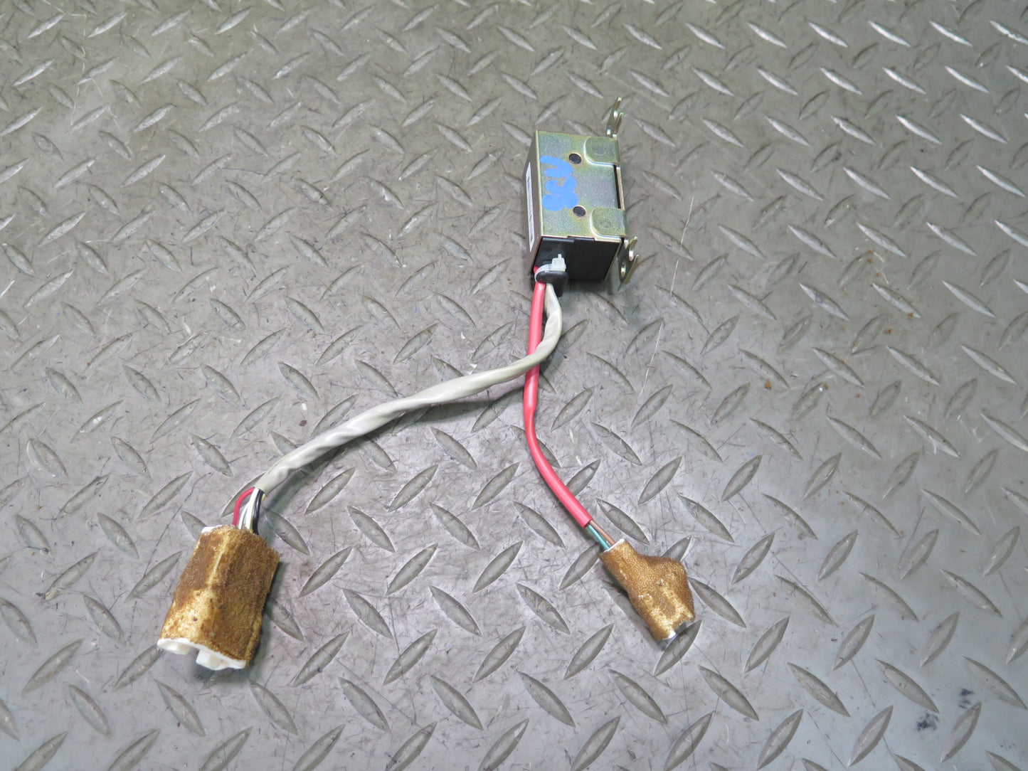 98-00 Lexus UZZ30L SC400 SC300 Transponder KEY Amplifier OEM