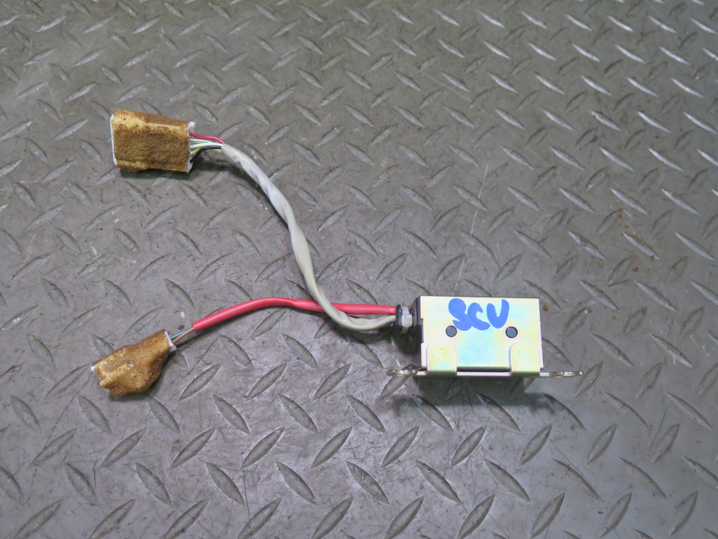 98-00 Lexus UZZ30L SC400 SC300 Transponder KEY Amplifier OEM