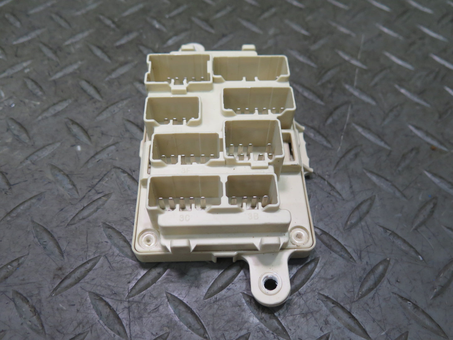 92-00 Lexus UZZ30L SC300 SC400 Interior Cabin Fuse Relay Junction Box OEM