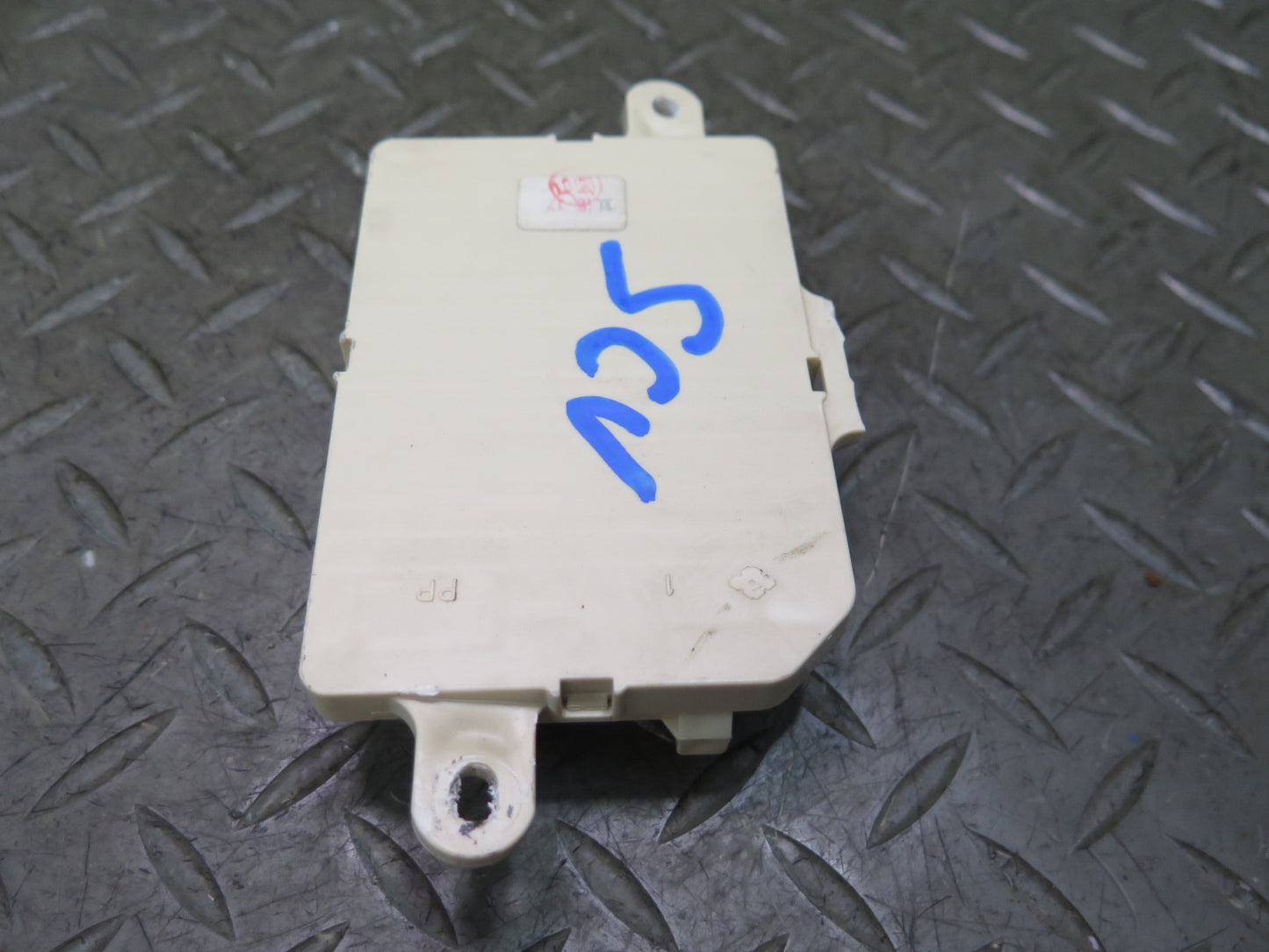 92-00 Lexus UZZ30L SC300 SC400 Interior Cabin Fuse Relay Junction Box OEM