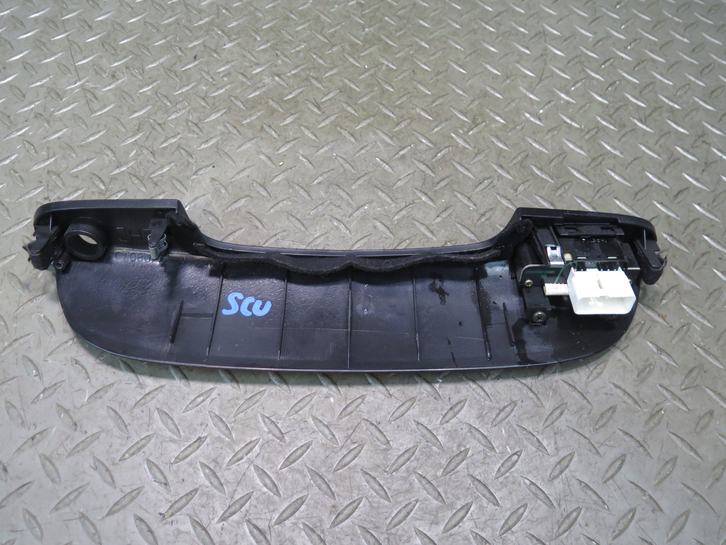 92-00 Lexus UZZ30L SC300 SC400 Dash Clock Switch Trim Cover Panel Black OEM