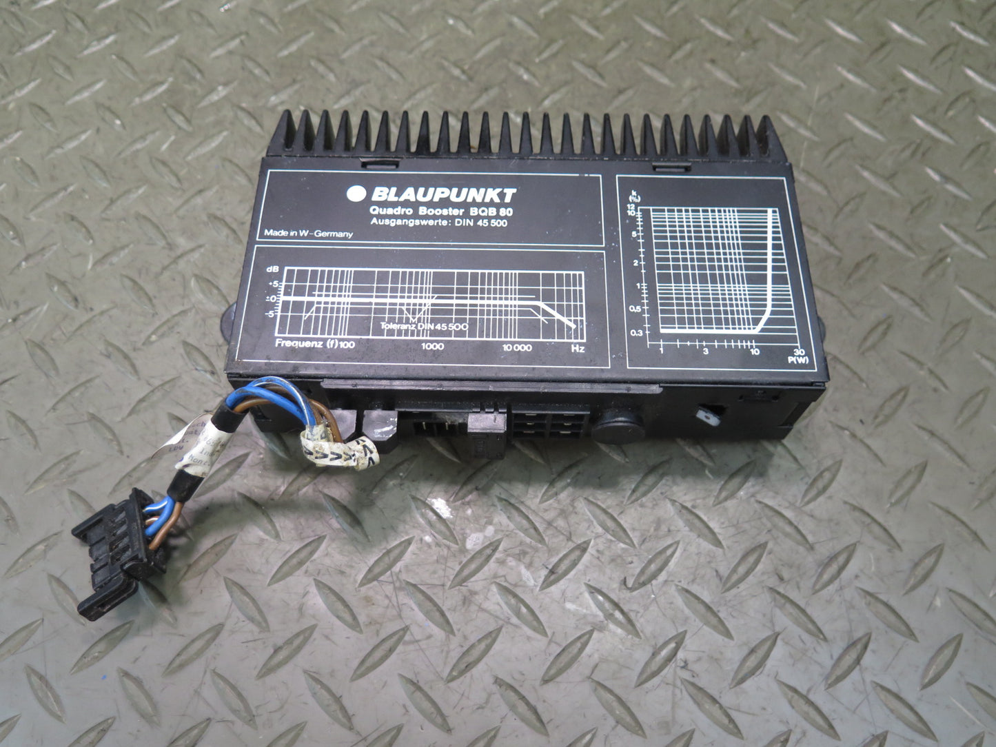 1986 Porsche 928 S Blaupunkt Quadro Booster BQB 80 Radio AMP Amplifier