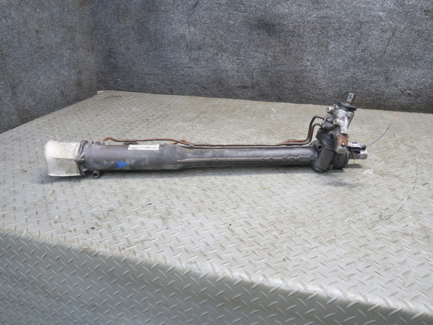 2008-2010 Porsche Cayenne 957 AWD Power Steering Rack & Pinion 7L5422055