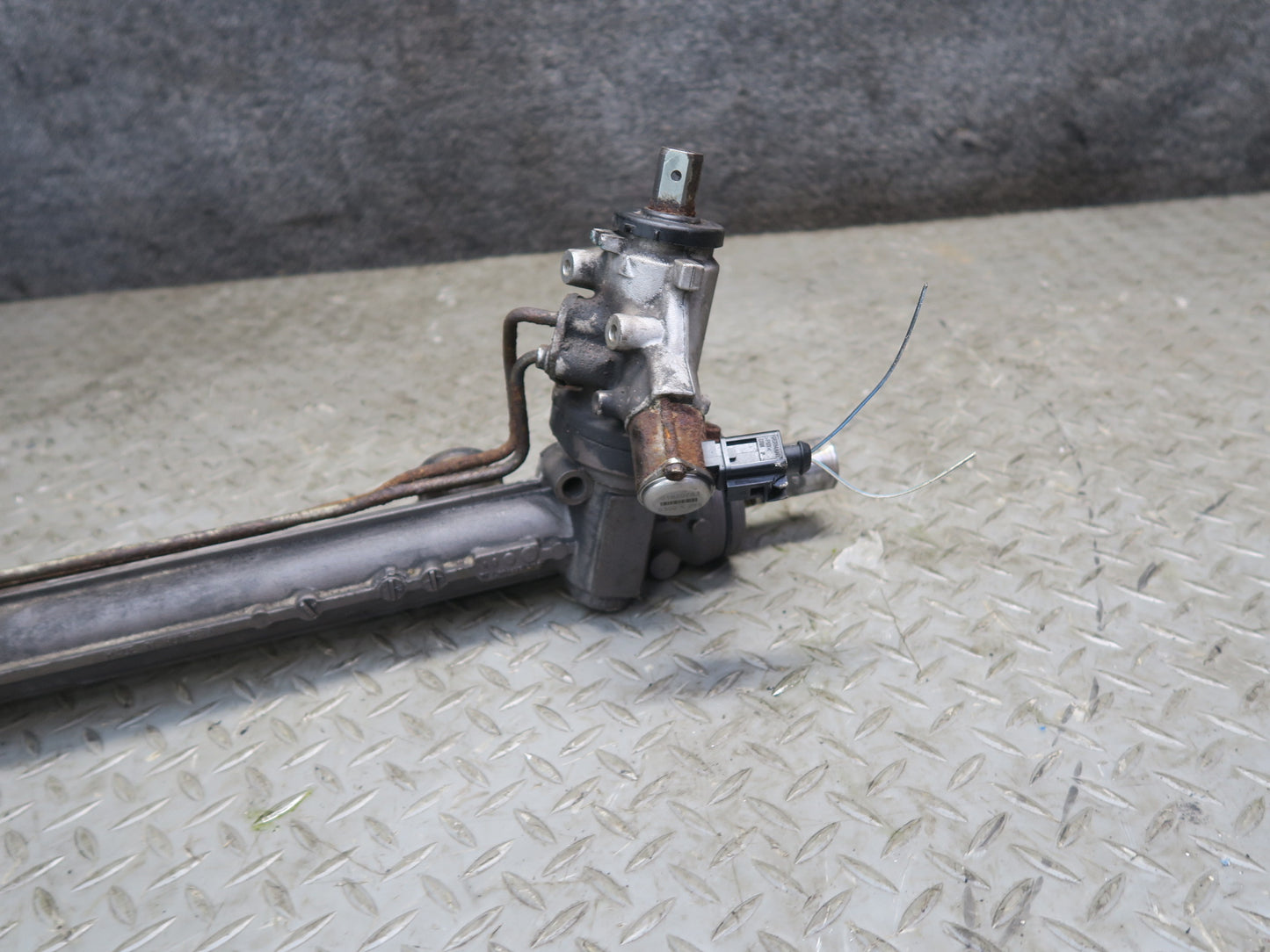 2008-2010 Porsche Cayenne 957 AWD Power Steering Rack & Pinion 7L5422055