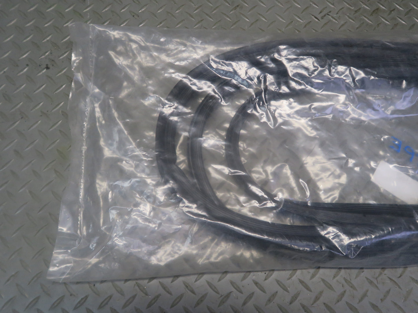 1984-1991 Porsche 928 S Left Driver Side Door Weatherstrip Seal