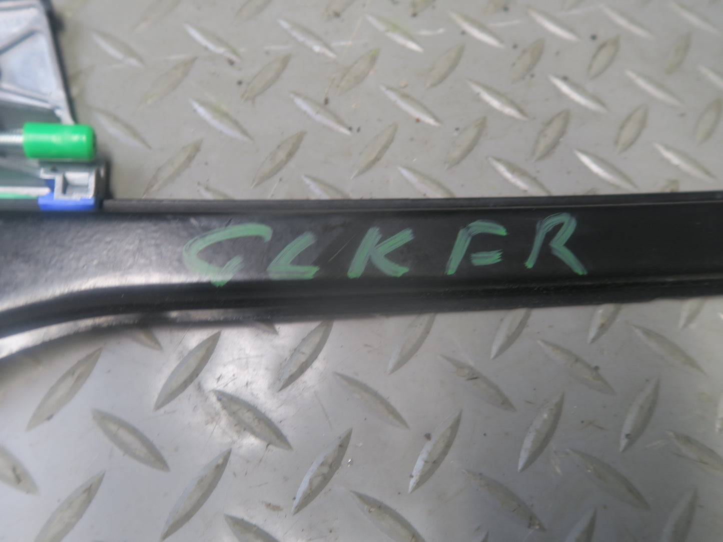2012-2020 Mercedes R172 SLK SLC Right Pass Side Window Regulator W/ Motor