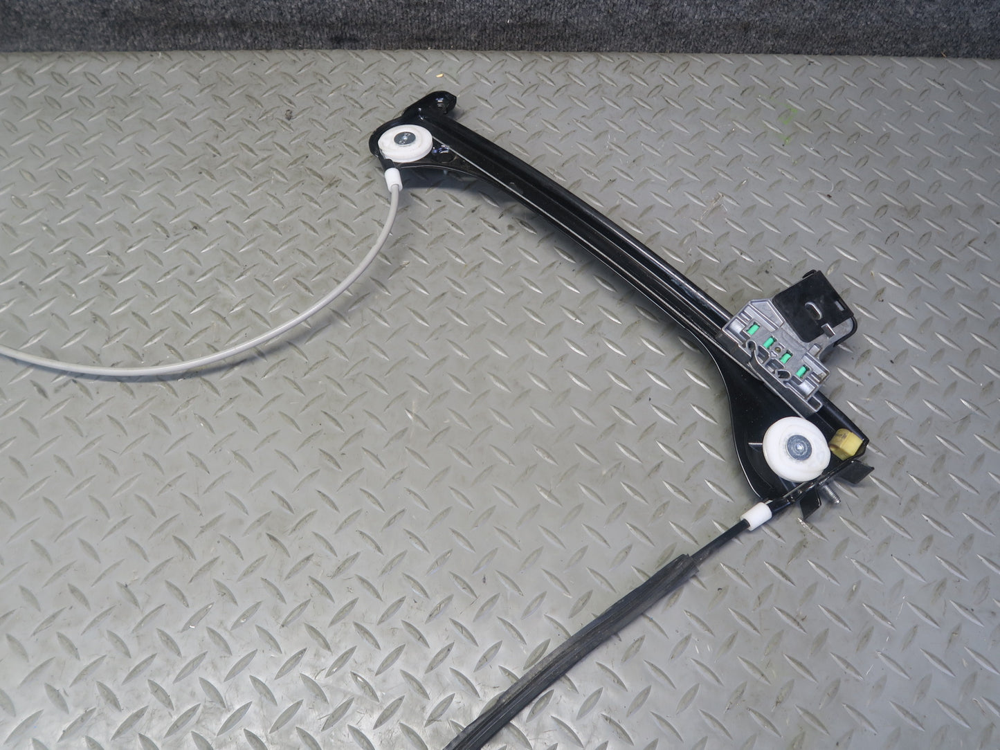 2012-2020 Mercedes R172 SLK SLC Right Pass Side Window Regulator W/ Motor