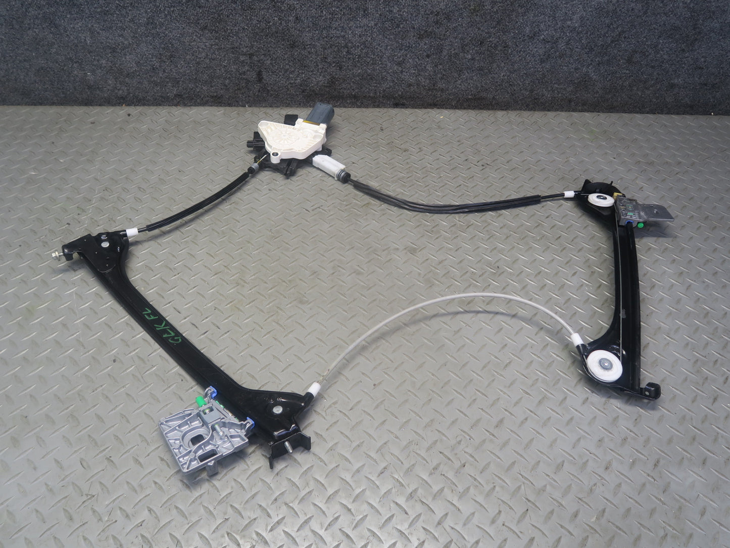 2012-2020 Mercedes R172 SLK SLC Left Driver Side Window Regulator W/ Motor