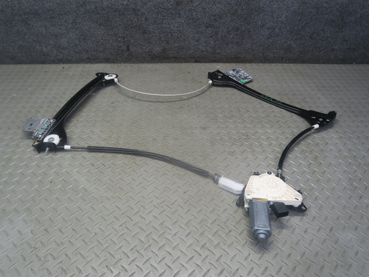 2012-2020 Mercedes R172 SLK SLC Left Driver Side Window Regulator W/ Motor