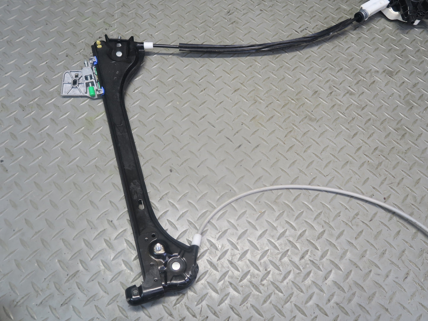 2012-2020 Mercedes R172 SLK SLC Left Driver Side Window Regulator W/ Motor