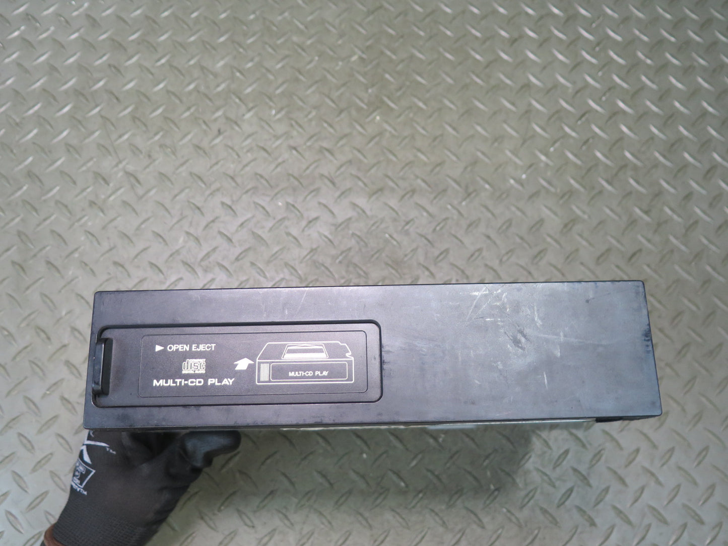 99-00 Lexus UZZ30L SC300 SC400 Pioneer CD Changer 86270-24080 OEM