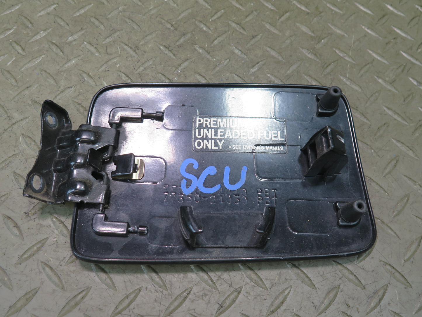 92-00 Lexus UZZ30L SC400 SC300 Fuel Door Lid Cover Black Onyx OEM