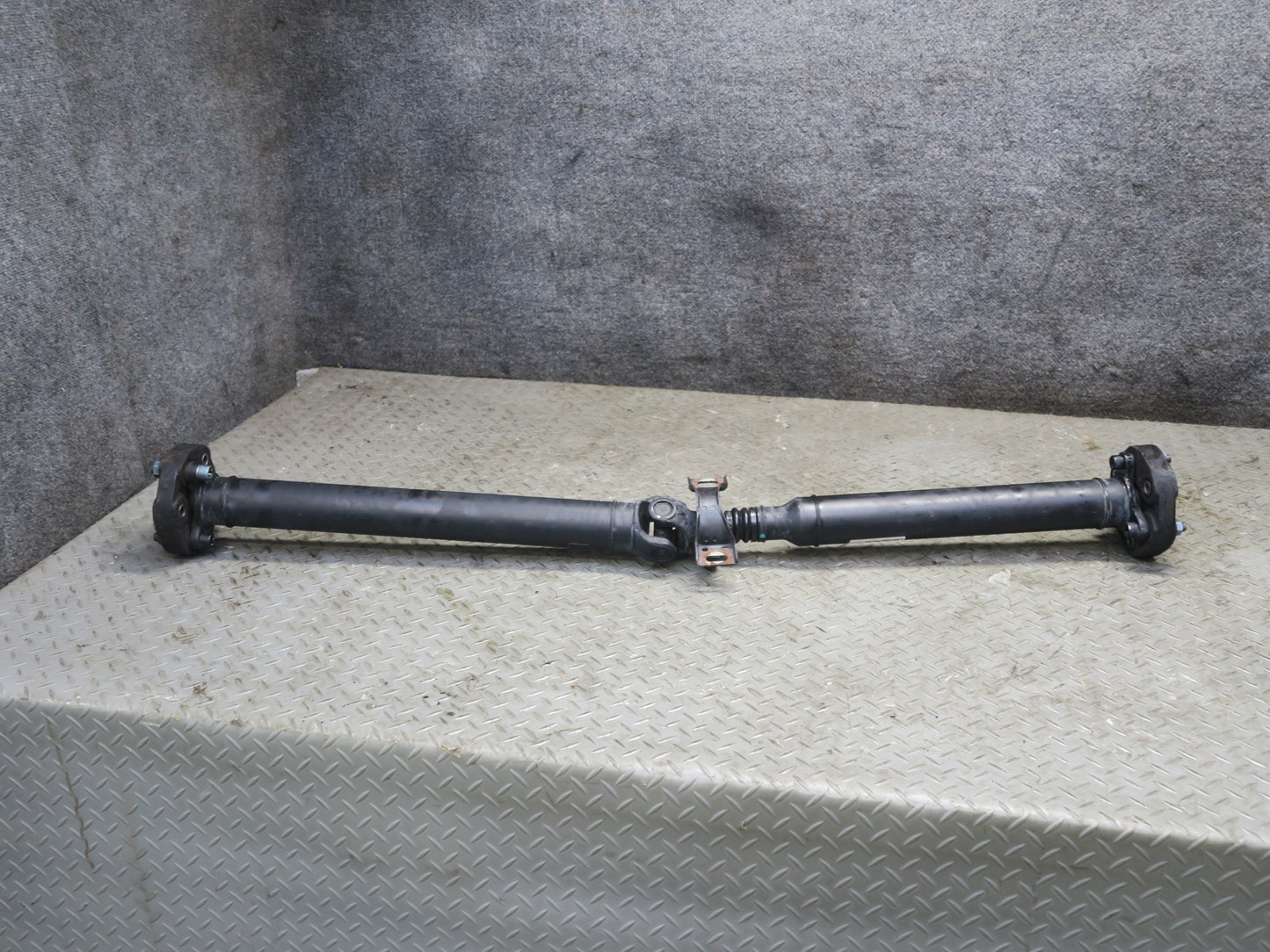 2012-2015 Mercedes R172 SLK250 A/T RWD Rear Drive Shaft Driveshaft