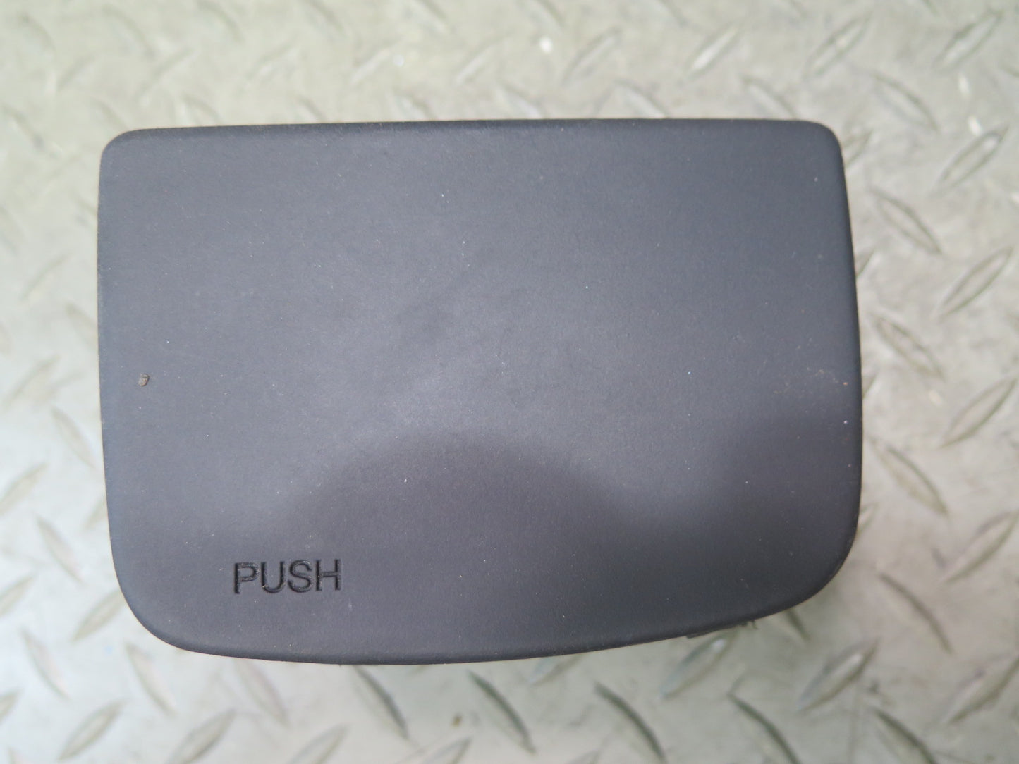 92-00 Lexus UZZ30L SC400 SC300 Front Center Console CUP Holder 55625-24030 OEM