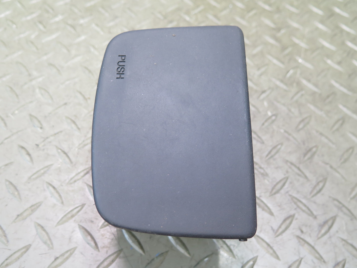 92-00 Lexus UZZ30L SC400 SC300 Front Center Console CUP Holder 55625-24030 OEM