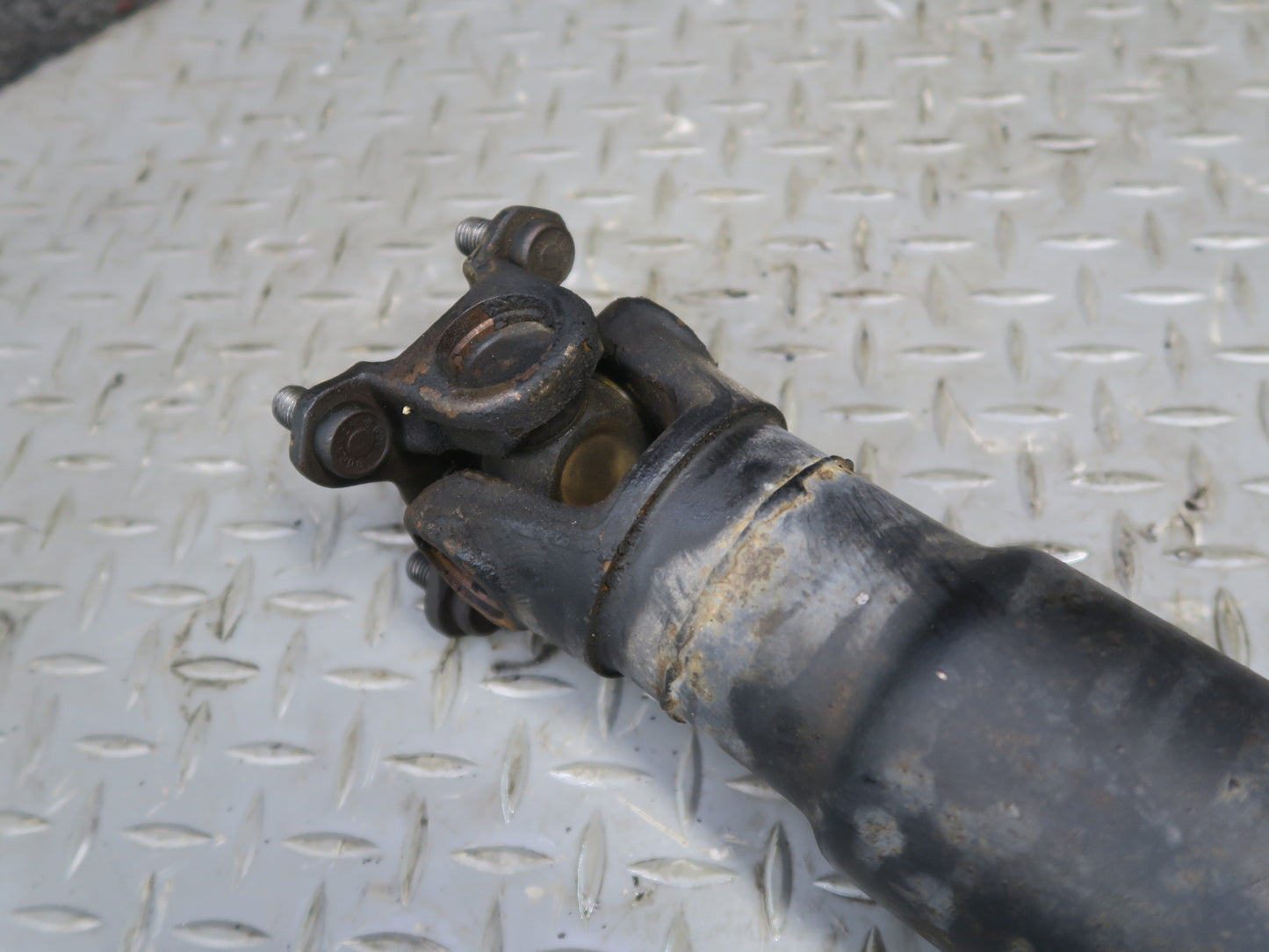 01-02 BMW E36/7 Z3 3.0L M54 M/T Rear Driveshaft Drive Shaft 7511275 57K OEM