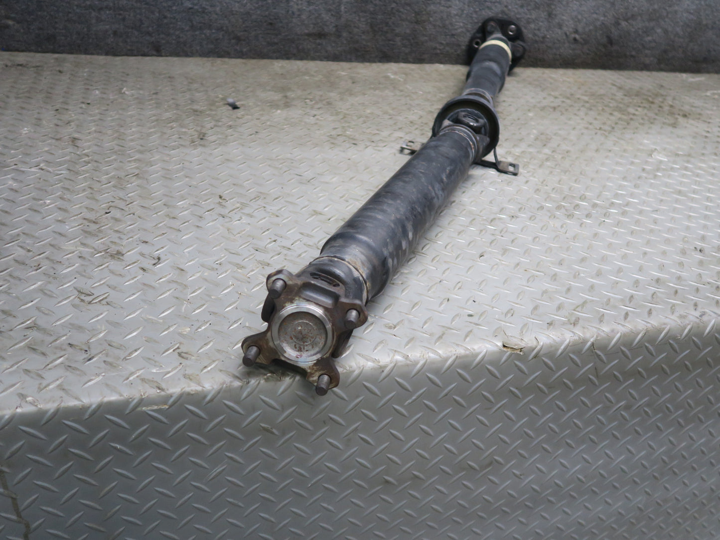 01-02 BMW E36/7 Z3 3.0L M54 M/T Rear Driveshaft Drive Shaft 7511275 57K OEM