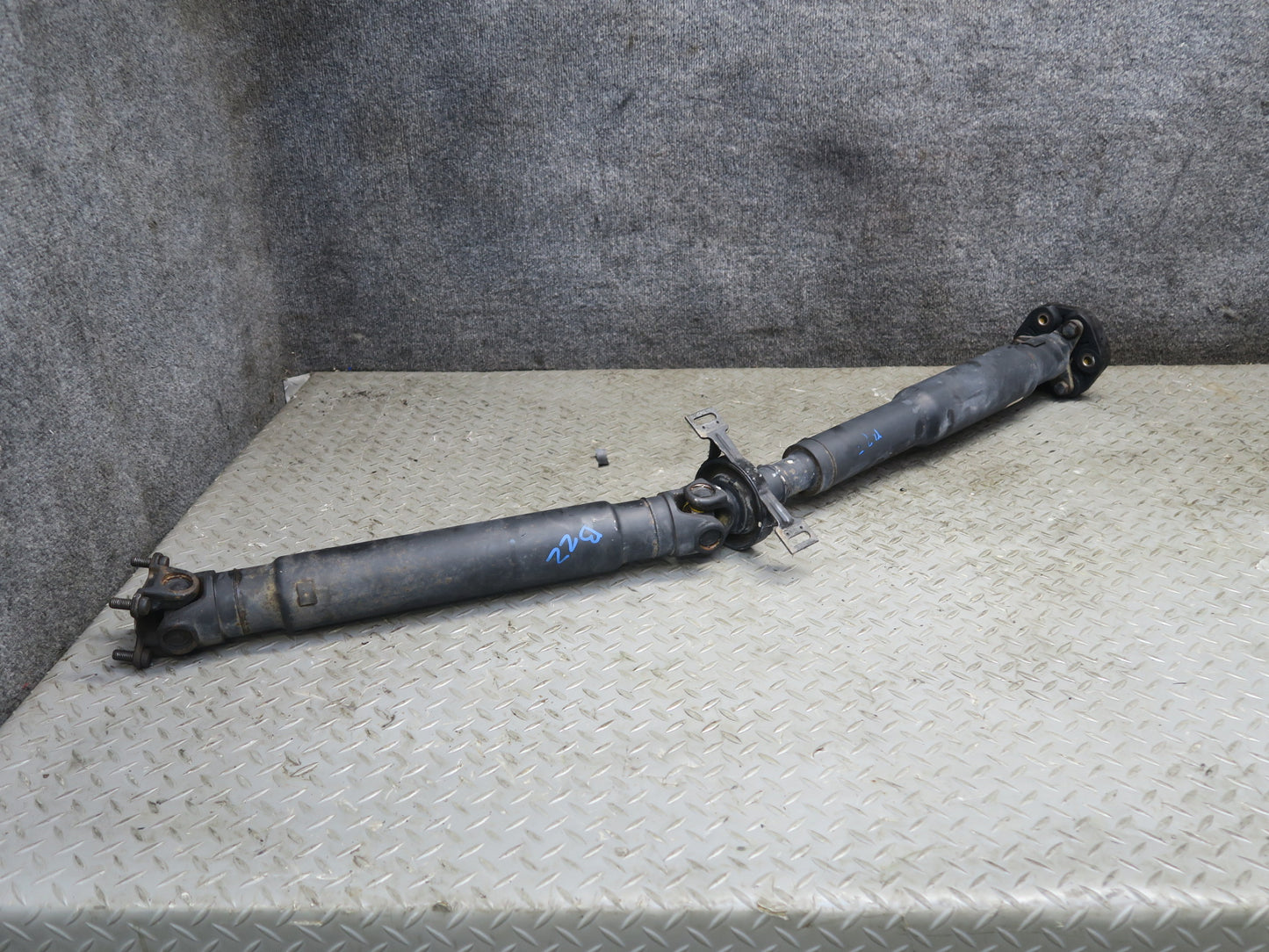 01-02 BMW E36/7 Z3 3.0L M54 M/T Rear Driveshaft Drive Shaft 7511275 57K OEM