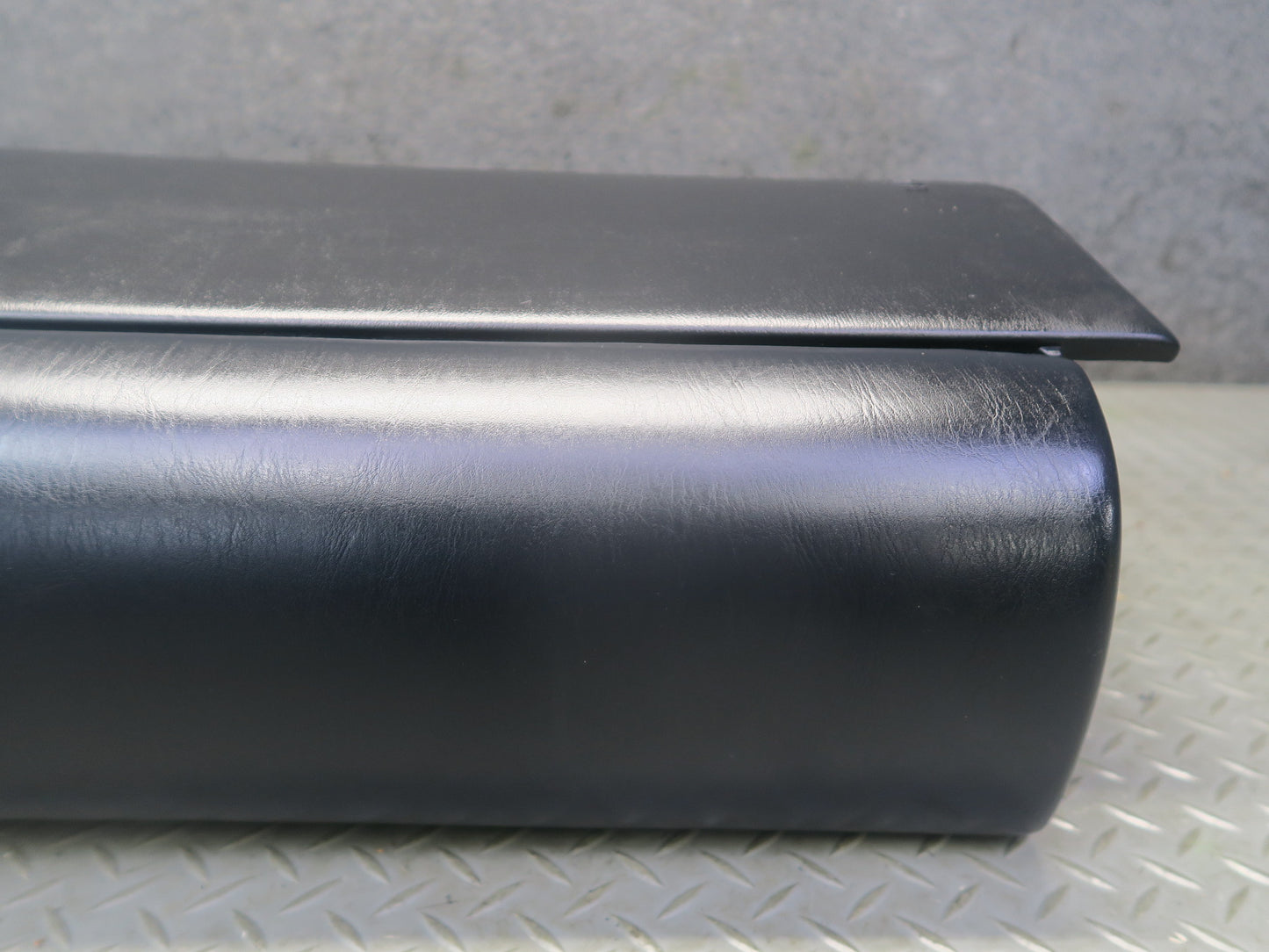 97-00 Lexus UZZ30L SC400 SC300 Dash Glove Box Compartment Storage Black OEM