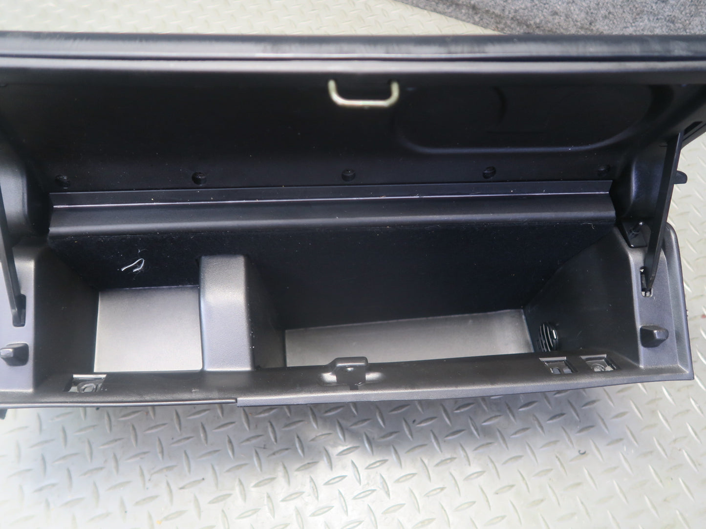 97-00 Lexus UZZ30L SC400 SC300 Dash Glove Box Compartment Storage Black OEM