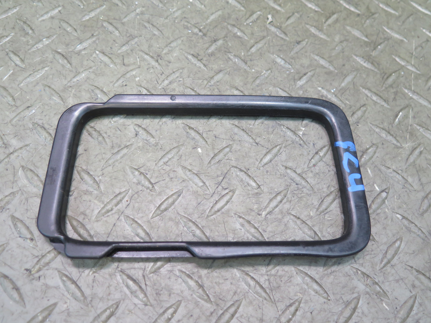98-00 Lexus UZZ30L SC300 SC400 Center Console A/T Shifter Trim Bezel Black OEM