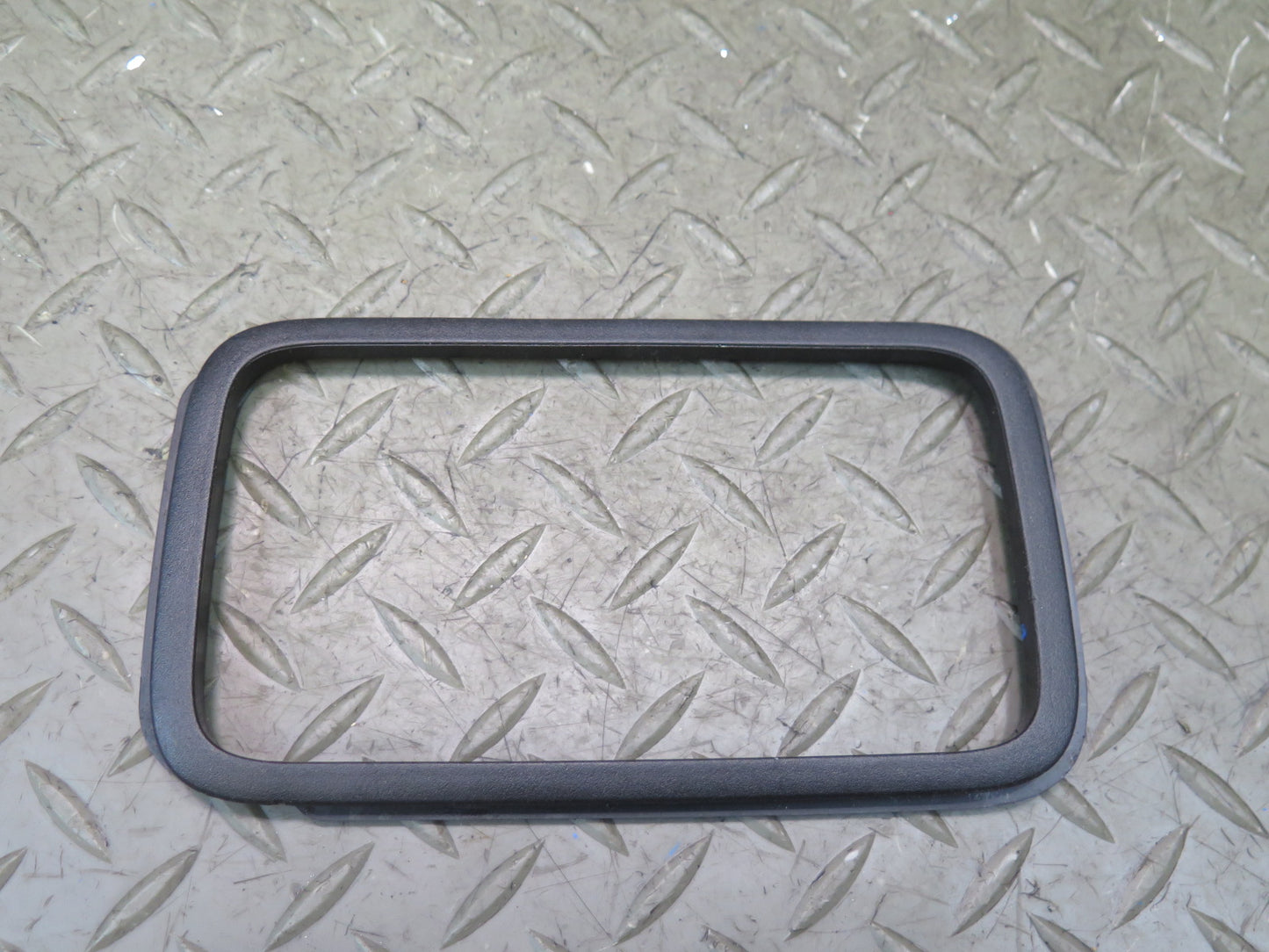98-00 Lexus UZZ30L SC300 SC400 Center Console A/T Shifter Trim Bezel Black OEM
