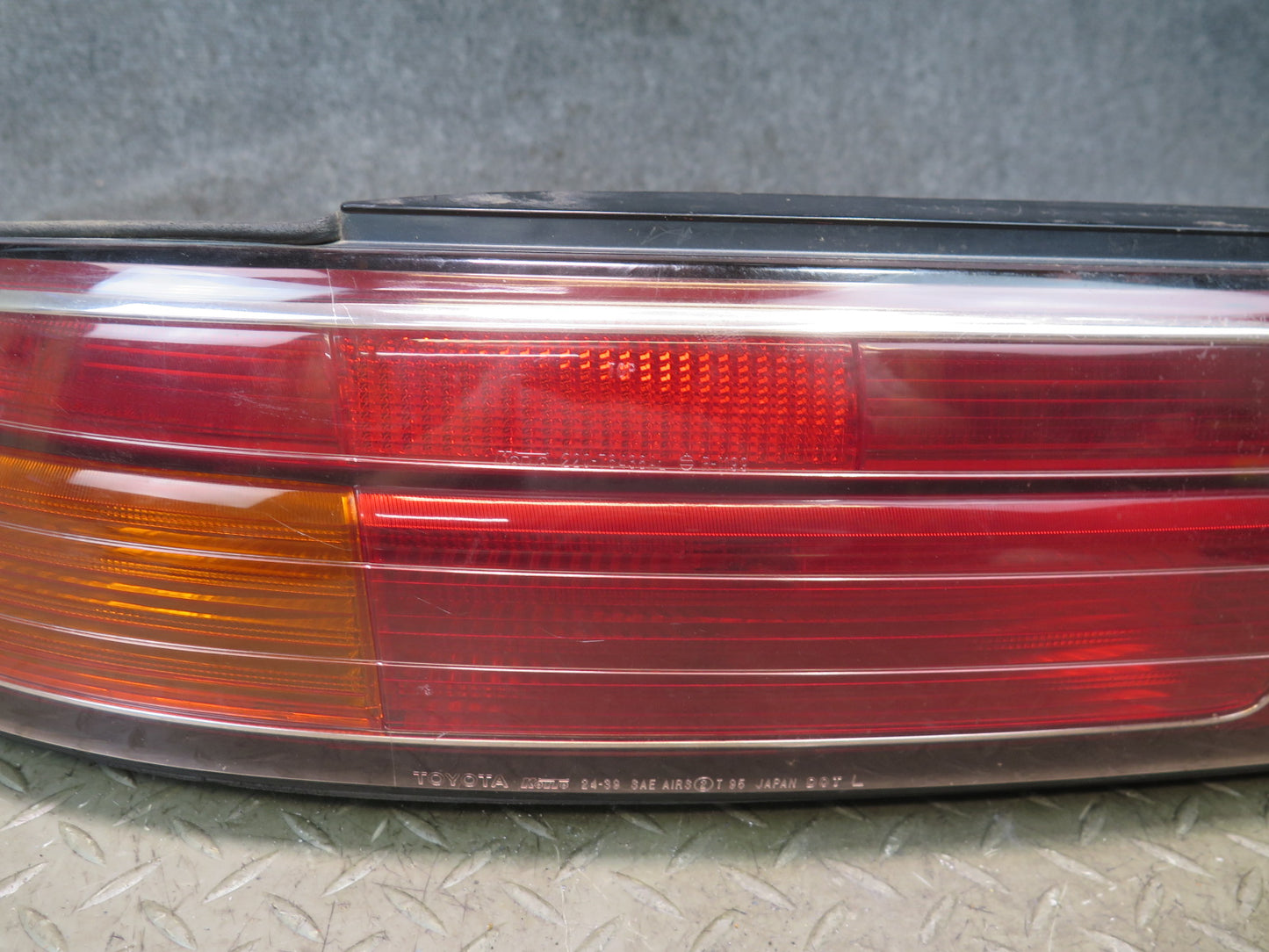 97-00 Lexus UZZ30L SC400 SC300 Set of 2 Rear Left & Right Tail Light Lamp OEM