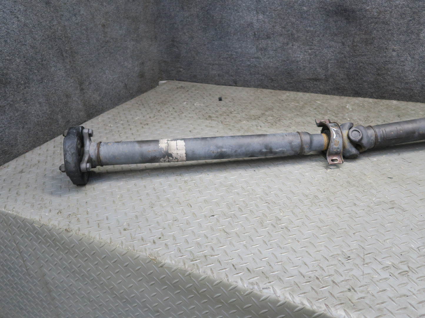 02-10 Lexus UZZ40L SC430 Rear Drive Shaft Driveshaft Assembly 74K Miles OEM