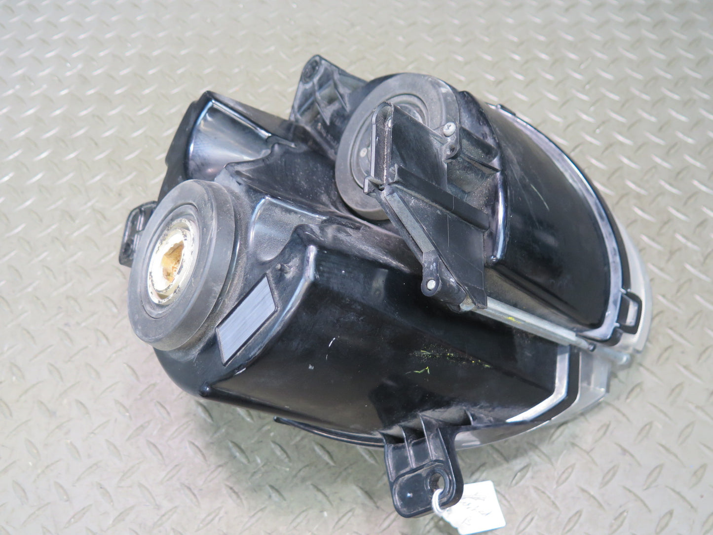 03-06 Chevrolet SSR Front Right Pass Side Halogen Headlight Lamp 15110118 OEM