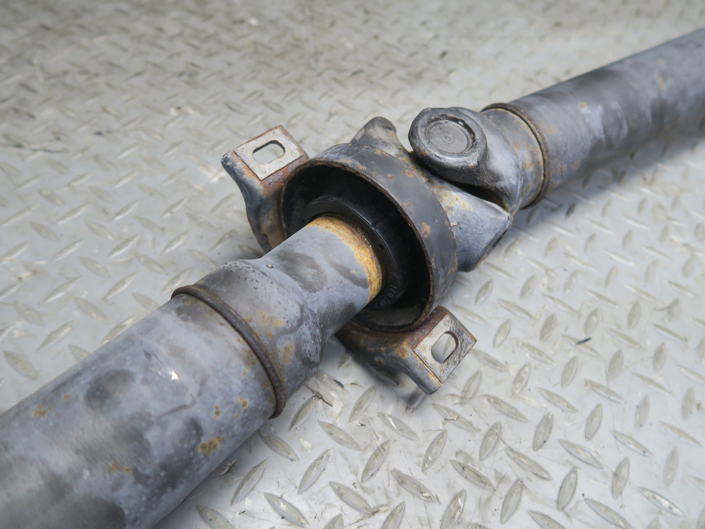 02-10 Lexus UZZ40L SC430 Rear Drive Shaft Driveshaft Assembly 74K Miles OEM