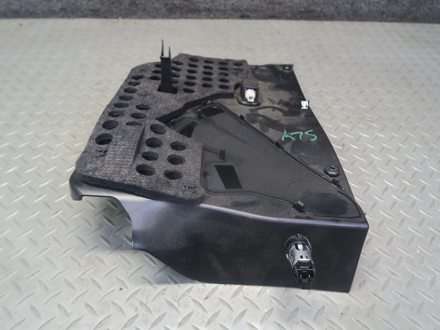 13-20 Mercedes R231 Sl-class Right Lower Dash Board Footwell Cover Panel OEM